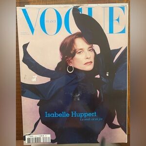 VOGUE Paris 1023 de Décembre / Janvier 2022